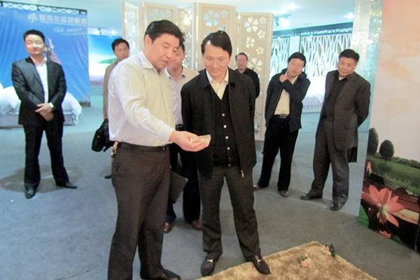 六安市政協(xié)主席、黨組書記付新安來集團走訪調(diào)研