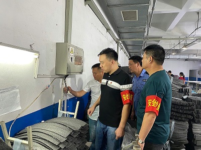 安徽星星集團(tuán)黨委、工會聯(lián)合開展用電安全專項(xiàng)大檢查